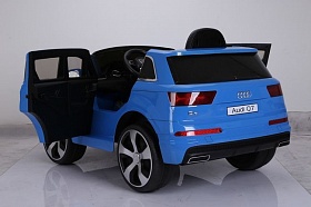  Toyland Audi Q7 VIP